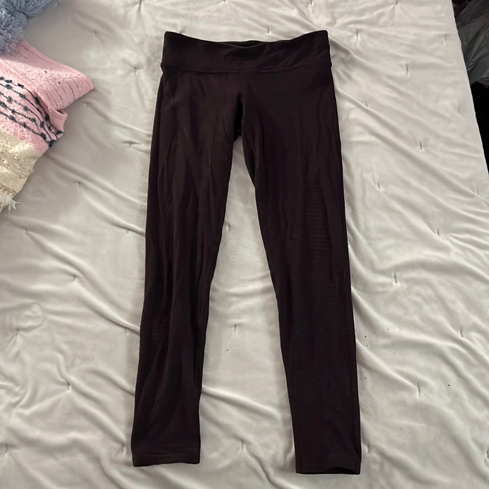 TNA four-way stretch leggings